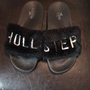 Hollister sandals